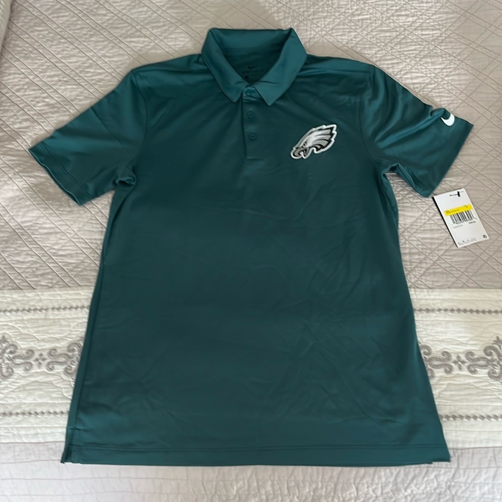 Nike, Dri-Fit, Men’s size Small, Philadelphia Eagles golf shirt